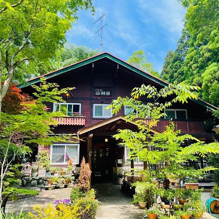 Sanrinsha Hotel Takamori Exterior photo